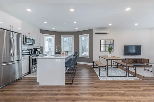 843 Columbia Rd #1 Photo 1