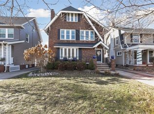 1208 Elbur Ave, Lakewood, OH 44107