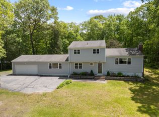 15 Ridgewood Dr, Monroe, CT 06468