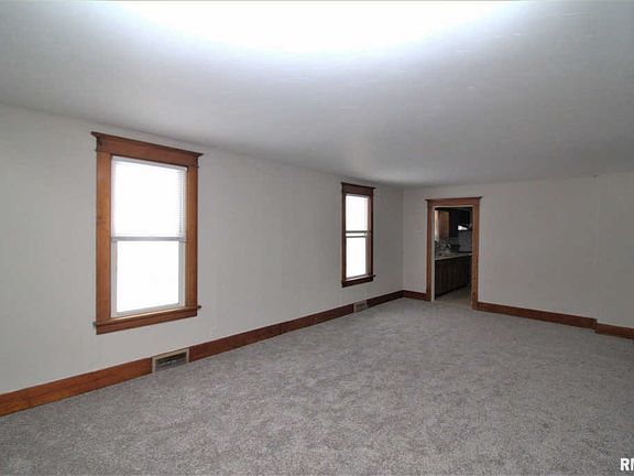3rd image of 201 North St