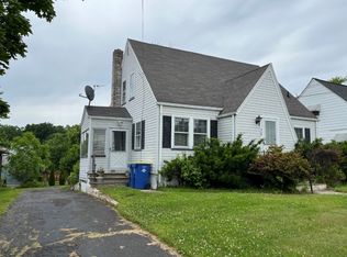 735 1st Ave, Raritan, NJ 08869