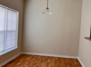 1975 Algonquin Trl, Williamsburg, VA 23185