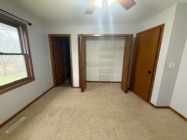 1114 Duck Creek Dr — Photo 18