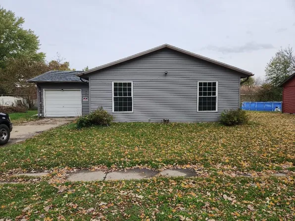 615 Exeter Rd, Kingsford Heights, IN 46346