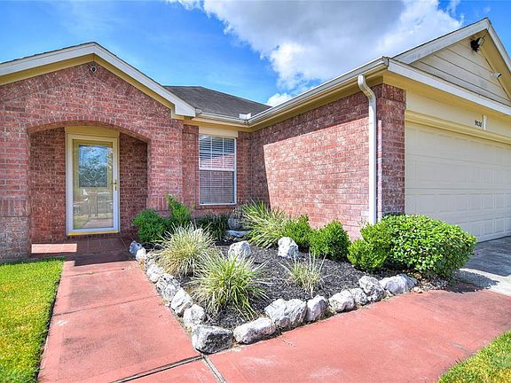2nd image of 9038 Blue Cedar Ln