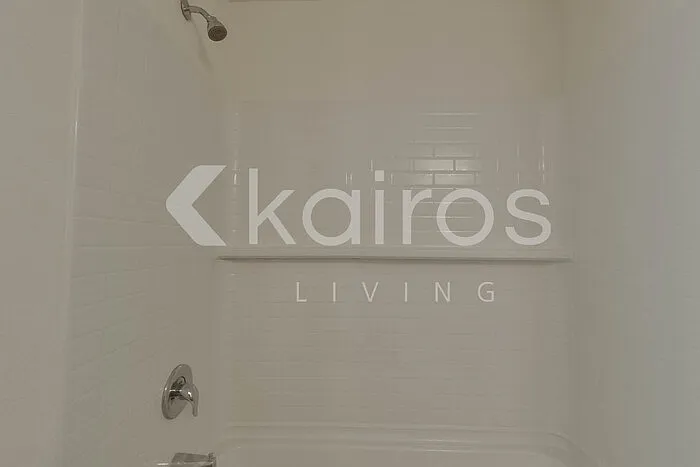 18268 Wintergarden Ave — Photo 14