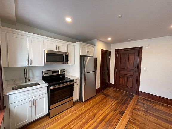 2nd image of 41 Summer St APT 9