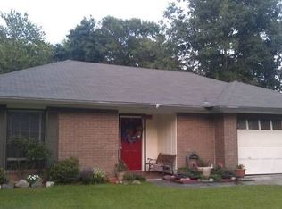 26042 Fallen Oaks Dr, Denham Springs, LA 70726