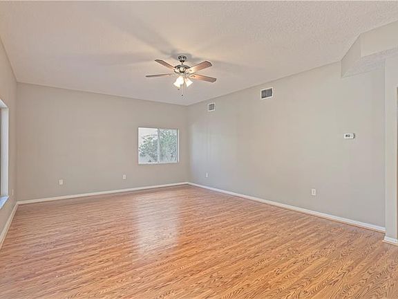 5th image of 19104 Fishermans Bend Dr