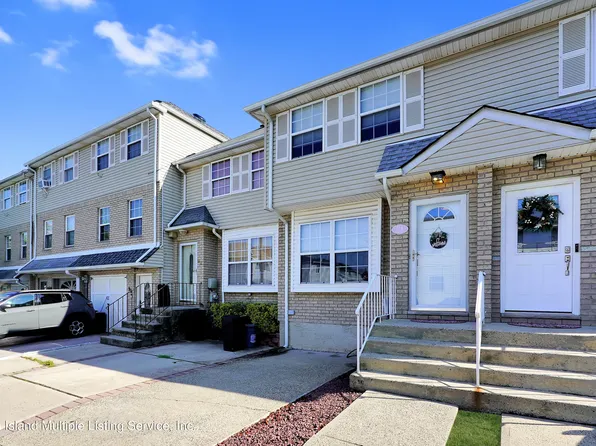 94 Deborah Loop, Staten Island, NY 10312