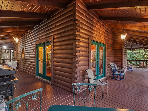 14th image of this home