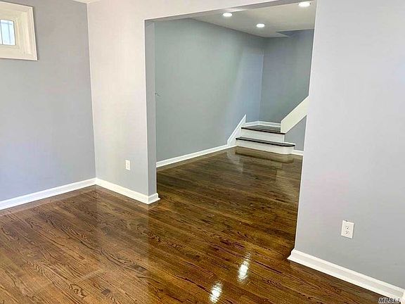 3rd image of 11911 146th St