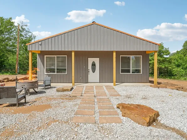 26685 Teal Cir, Henryetta, OK 74437