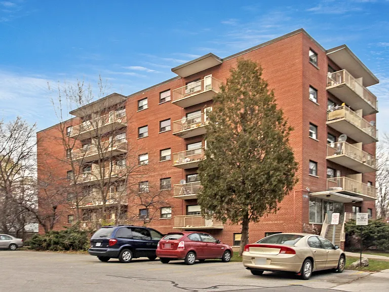 2340 Park Towers Ave — Photo 14