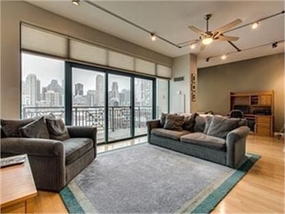2nd image of 340 W Superior St APT 1103