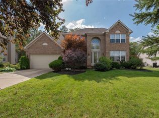 8264 Augusta Ln, Northfield, OH 44067