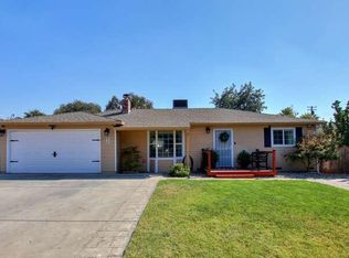 830 North St, Rio Linda, CA 95673