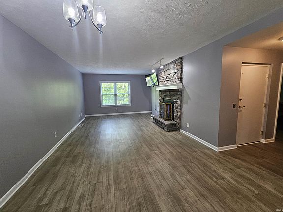 5th image of 5617 Forest Ave