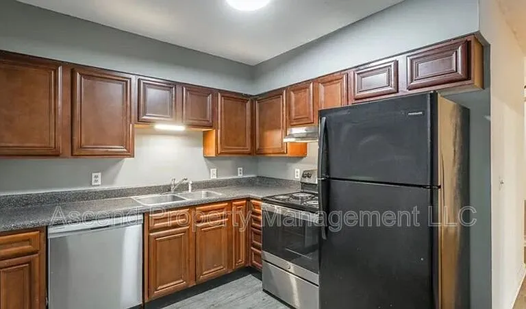 5822 Moody Sawyer Rd #B — Photo 9