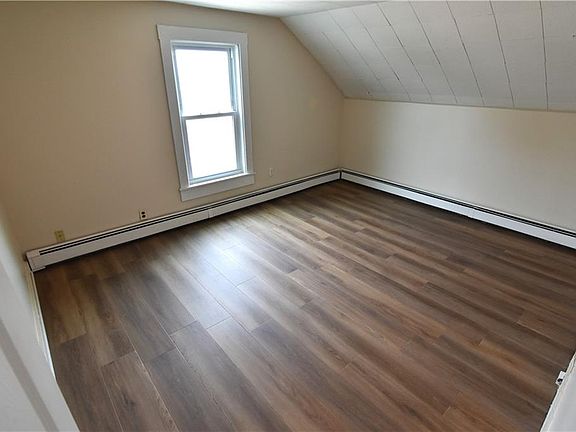 5th image of 76 Cottage St Floor 2