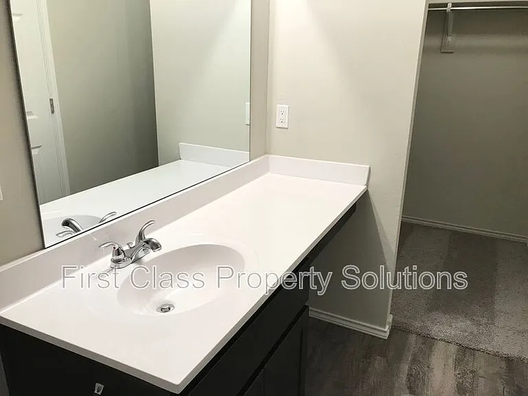 1716 W Antler Way — Photo 12