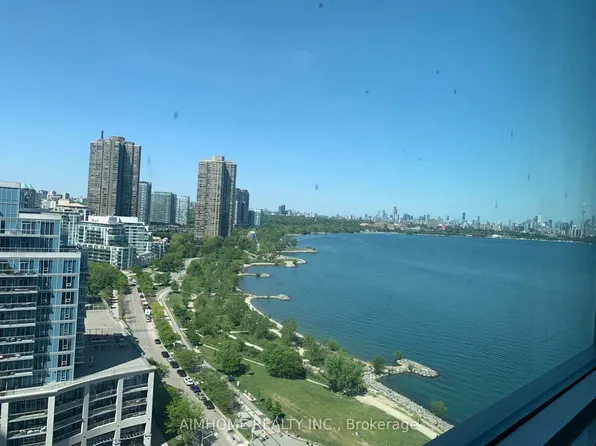80 Marine Parade Dr #1601, Toronto, ON M8V 0A3