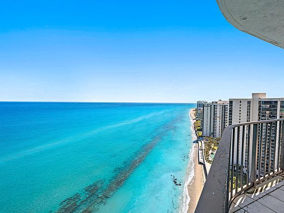 2nd image of 5420 N Ocean Drive #Ph2