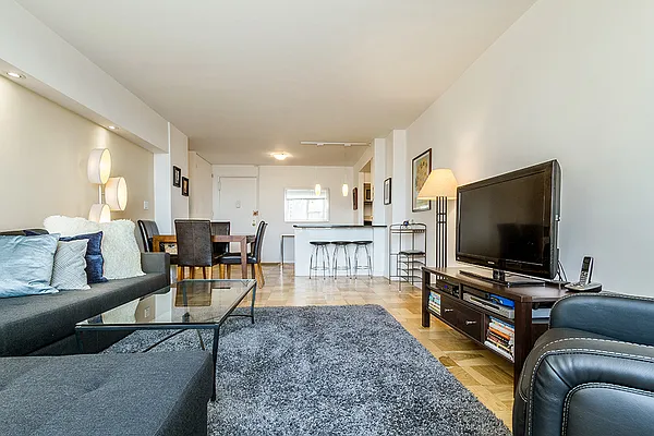 Sold by Dixon Advisory USA Inc. | media 25