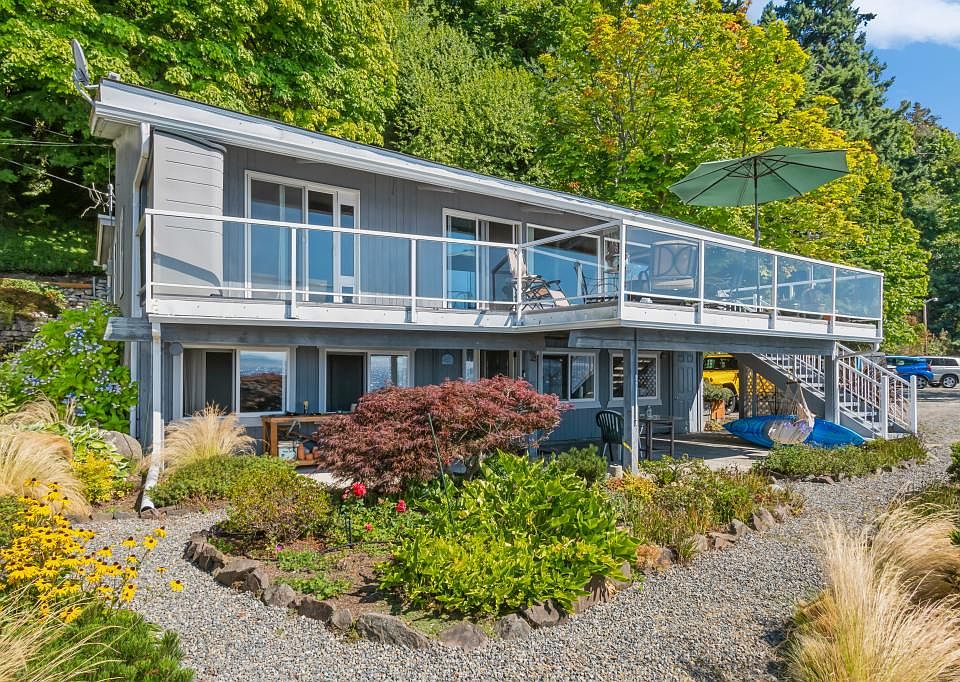 New Exterior Photo