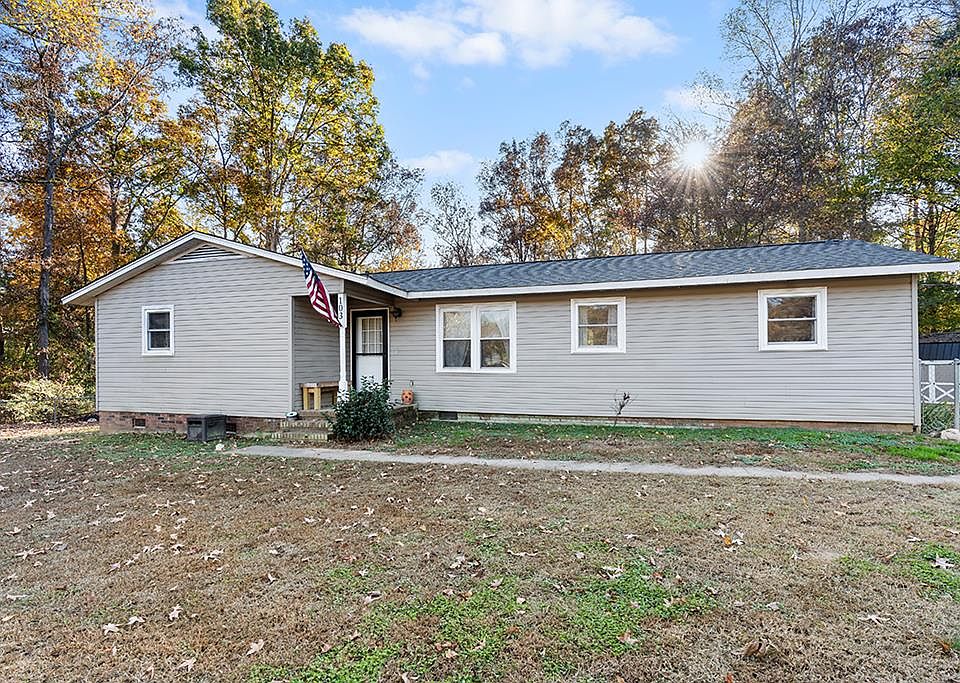 1st image of 103 Greenbriar Dr