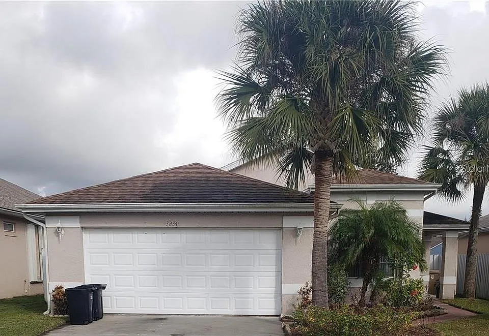 3234 Fairfield Dr
