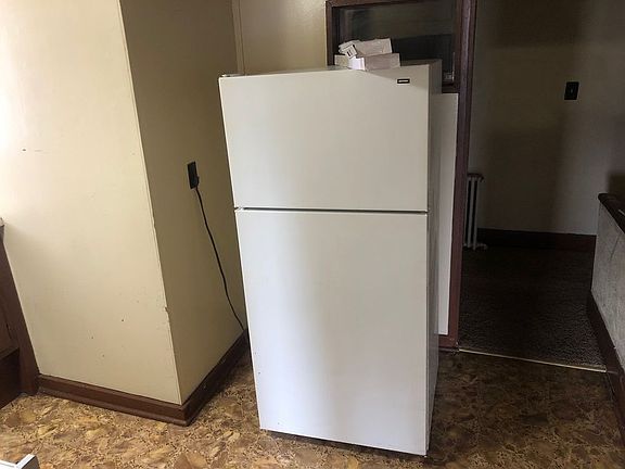 5th image of 57 Balm St APT 3