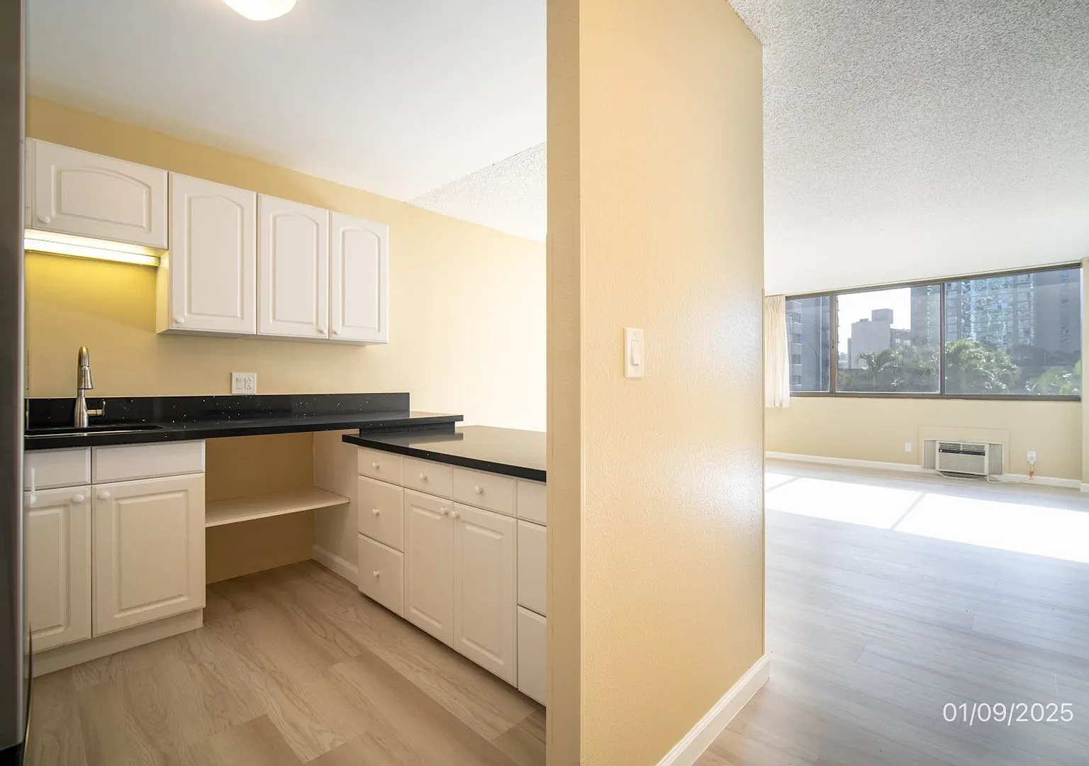 1 Bd 1 Ba 1 prk - 255 Nuuanu #E611 - $2400 — Photo 4