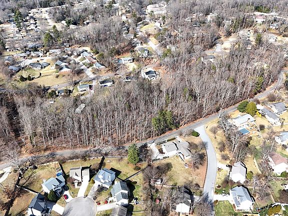 4th image of 637 S Gallaher View Rd