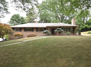 2650 Fairgreen Dr, Pittsburgh, PA 15241