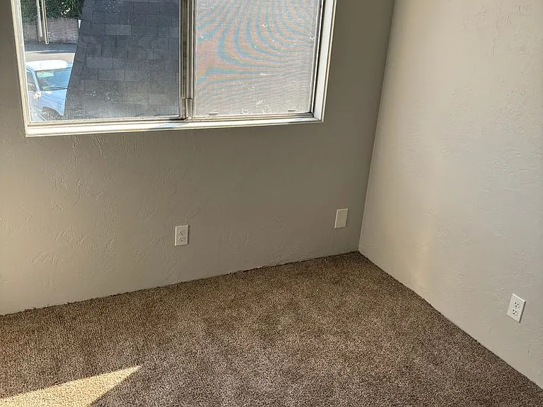 Villa Chateau Apartments — Photo 12