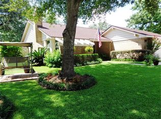 9110 Bayou Bluff Dr, Spring, TX 77379