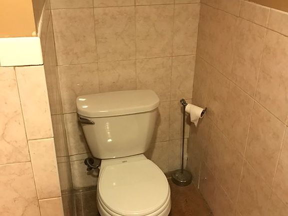 2nd image of 1132 Grant Ave APT 2