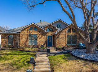 4426 Emerald Dr, Carrollton, TX 75010