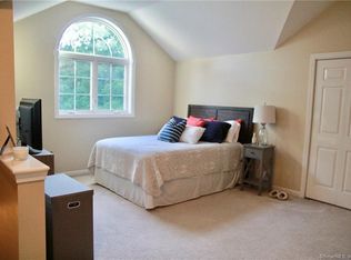 23 Woodland Rd APT C4, Madison, CT 06443