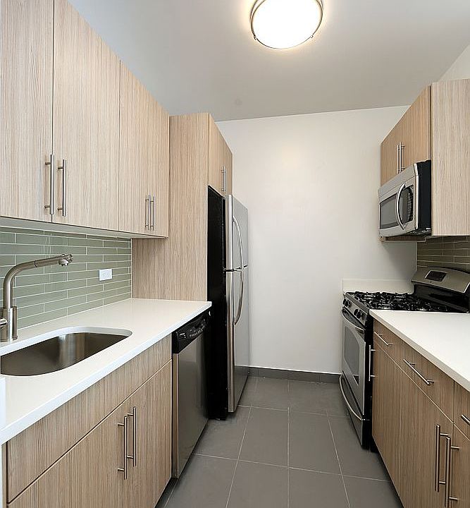1st image of 200 Water St APT 1608