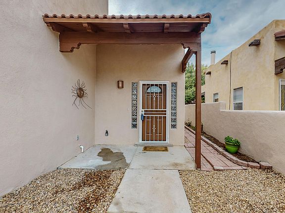 3rd image of 5319 La Colonia Dr NW