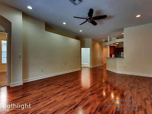 4th image of 8331 Lagerfeld Dr