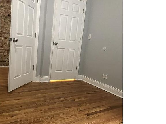 2nd image of 239 E 51st St