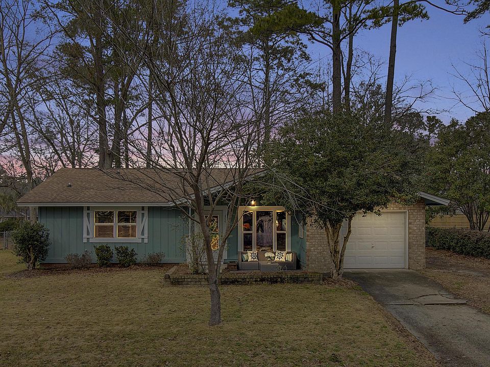 1st image of 400 Temple Rd