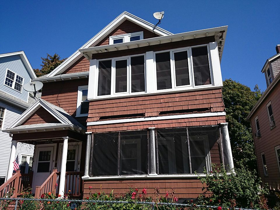 2nd image of 18 Becket St