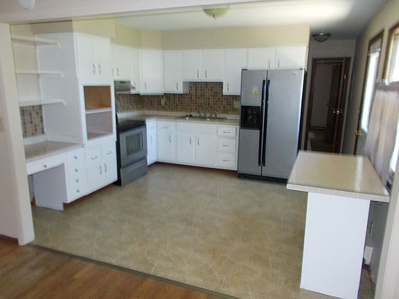 5th image of 312 Hazelwood Ln