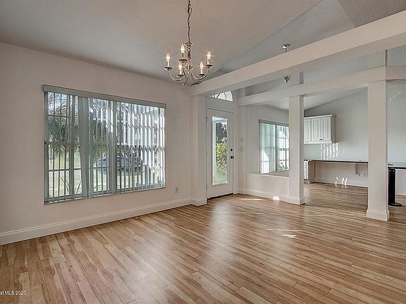 5th image of 195 Anderson Ave NE