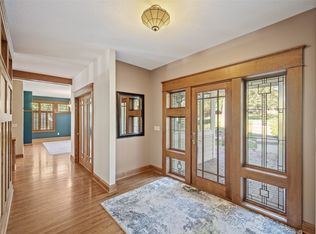 36599 River Oaks Cir, Cumming, IA 50061