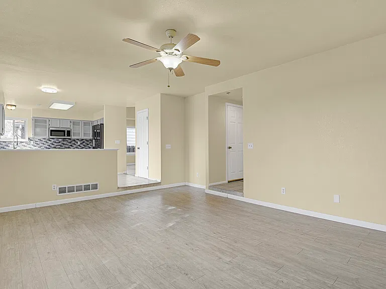 2585 S Truckee Way — Photo 5